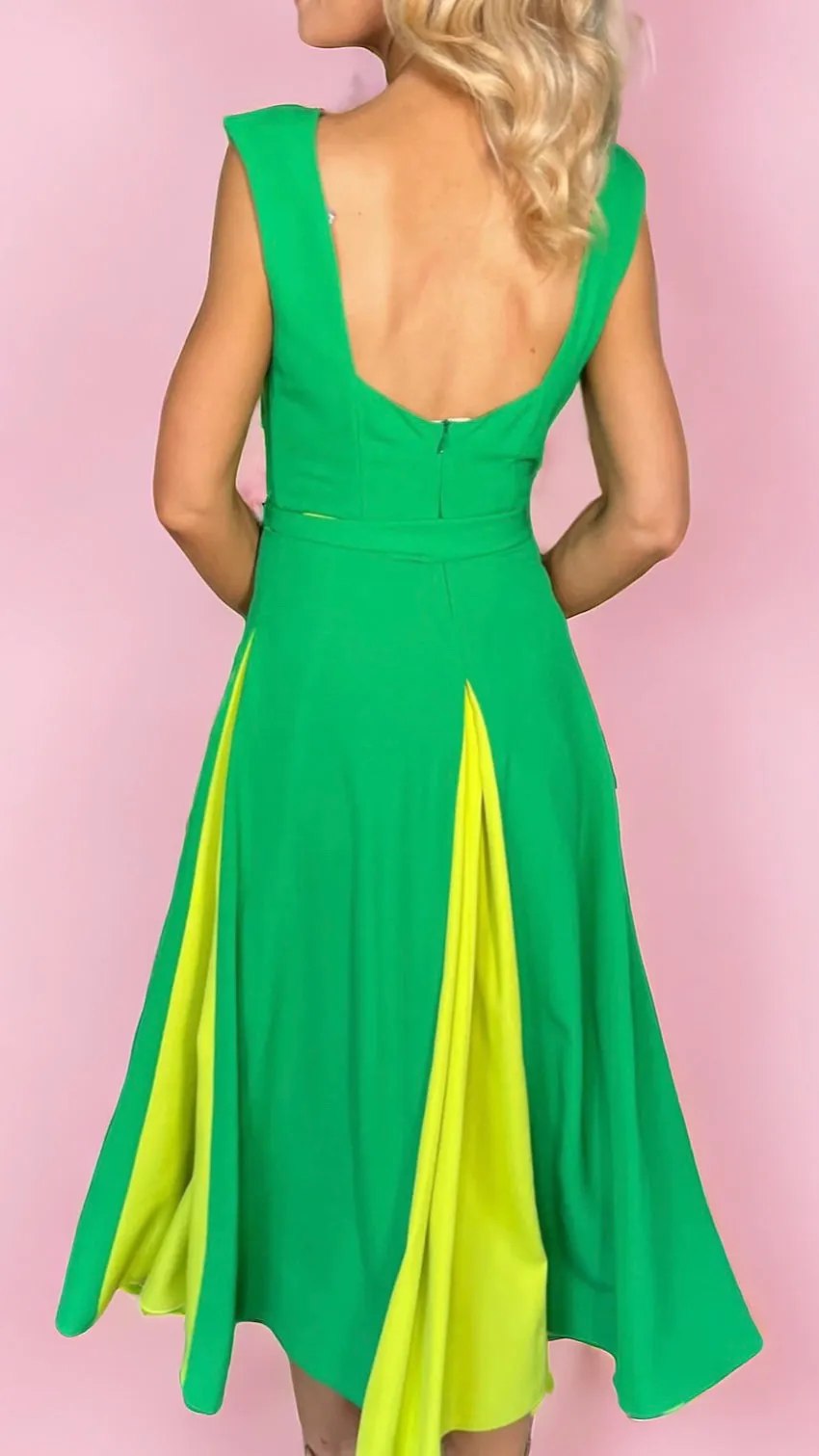 4-A1467 Aviva Green Contrast Flare Dress