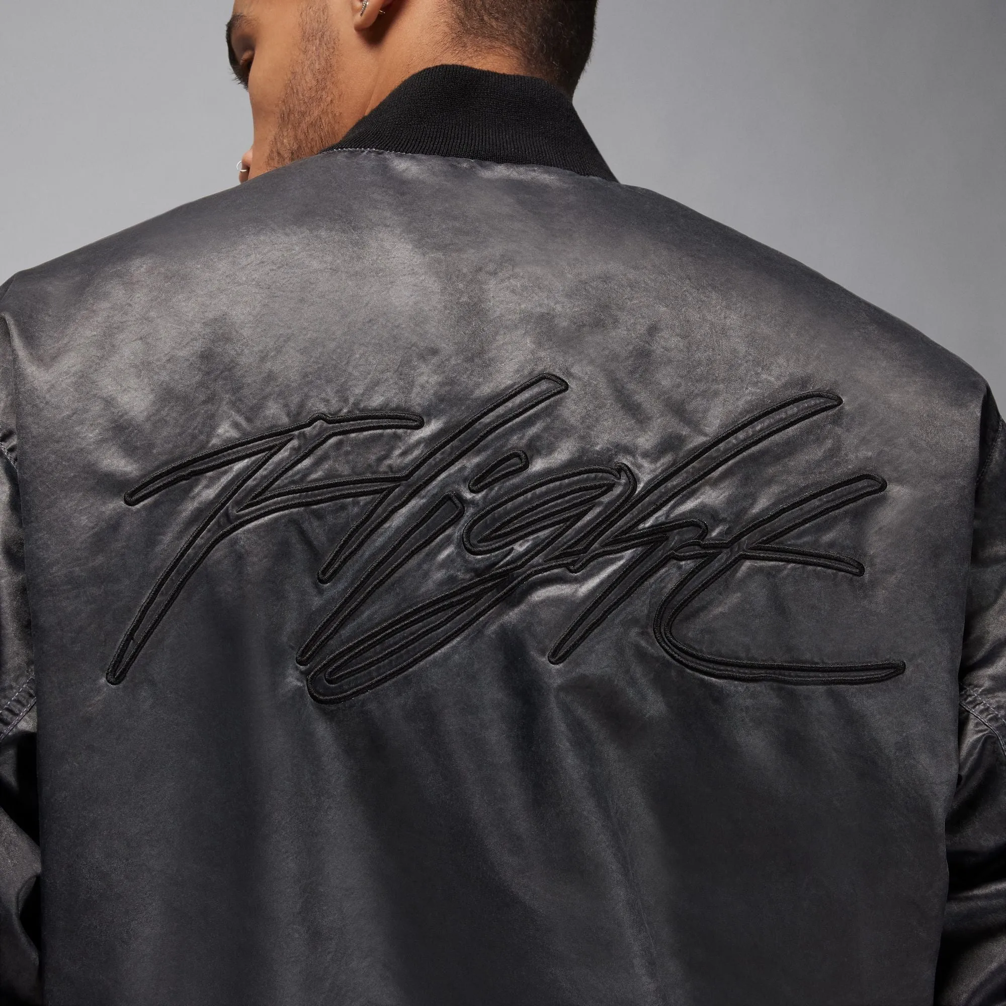 Air Jordan Essentials Washed Renegade Jacket (Black)