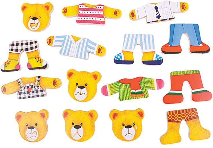 Bear Family - Wooden Dress Up Set