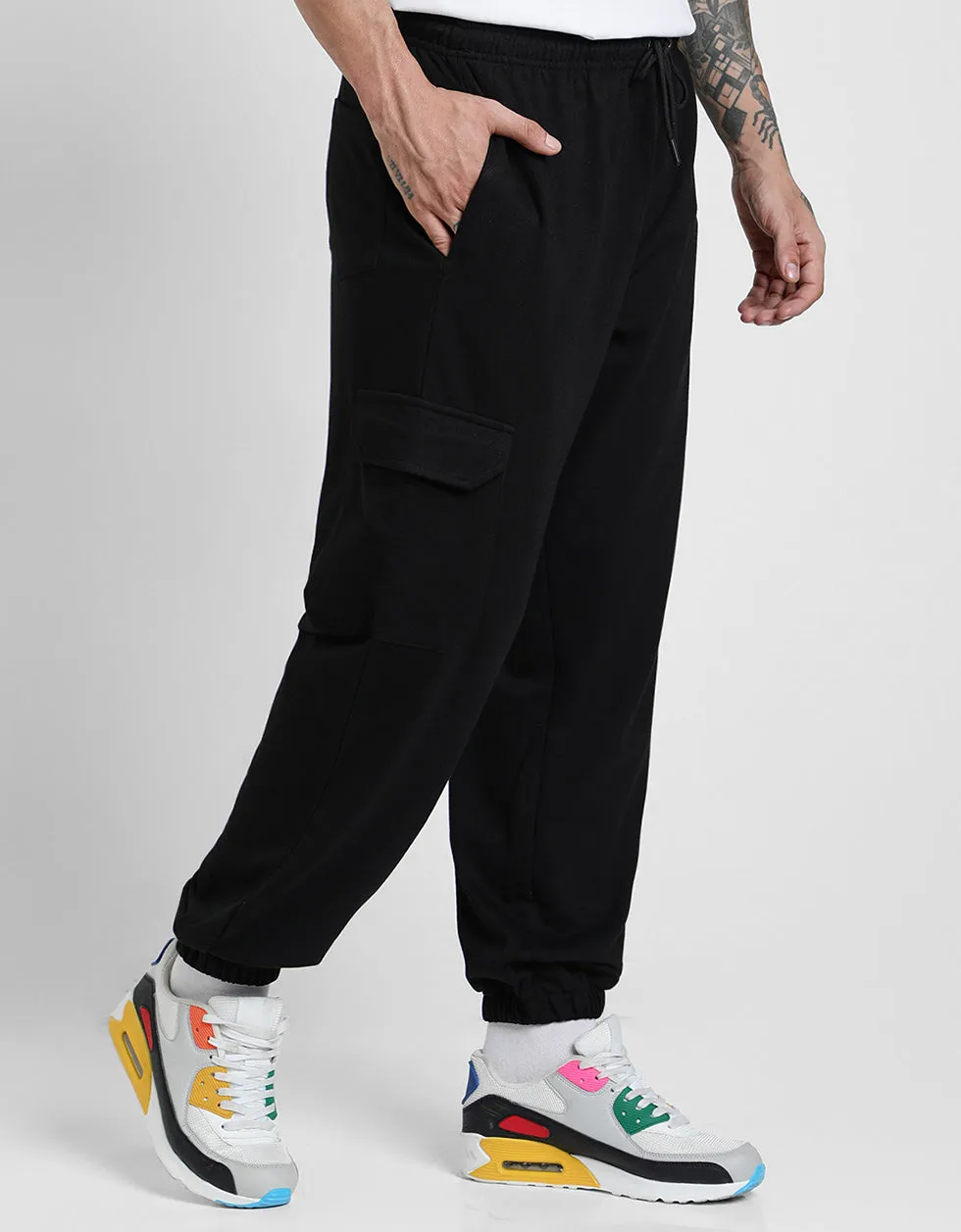 Black Solid Baggy Fit Cargo Pants