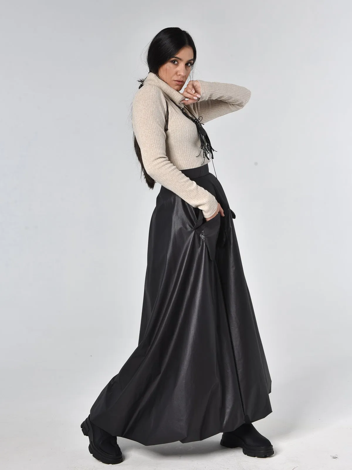 Maxi A-Line Skirt With Front Pockets