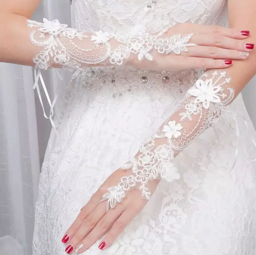 Pearl wedding Bridal Gloves by