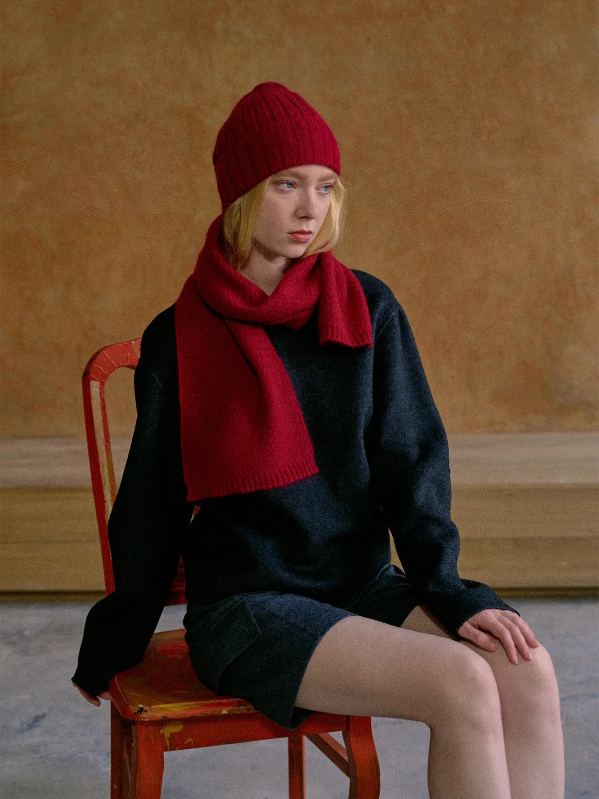 "Warmth Whisper" Cashmere Scarf & Beanie Hat Gift Set - Red